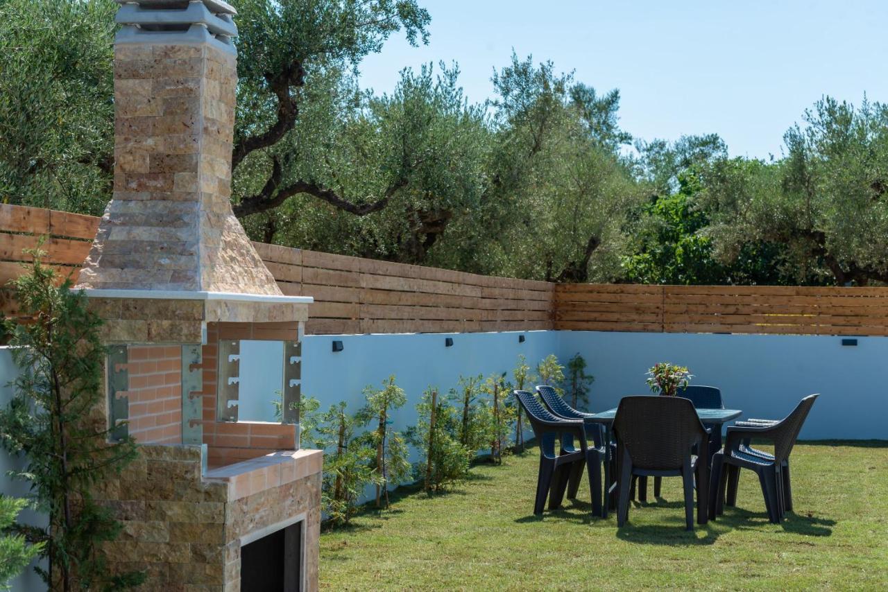 Villa Agalliu